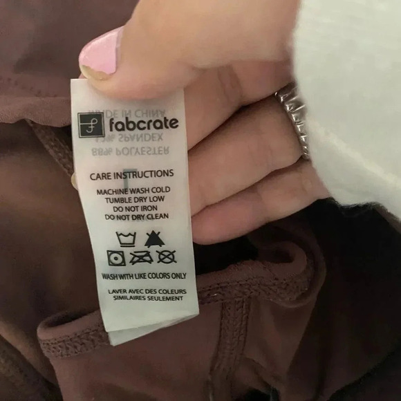 Fabcrate Maroon Sport Bra NWOT Size Large - Picture 4 of 4